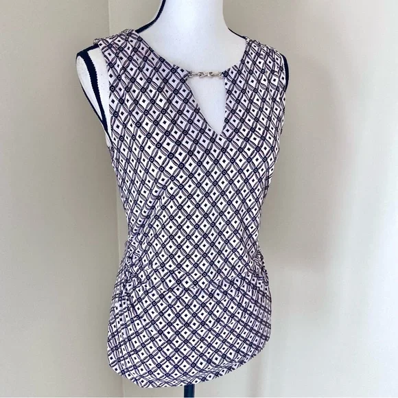 White House Black Market Horse-bit-Detail Geo-Print Tank Size S - Picture 4 of 9